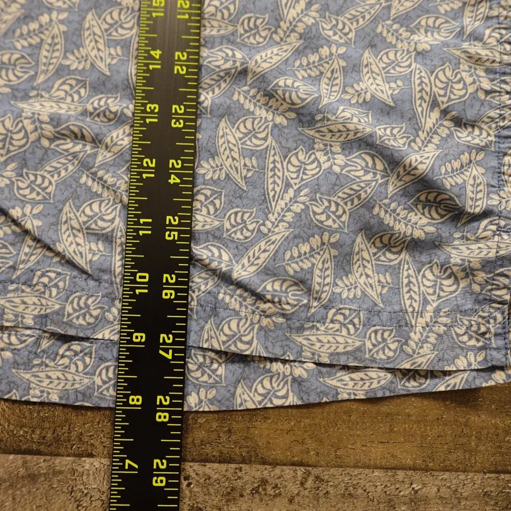 The North Face button down shirt men's‎ large leaf print lightweight